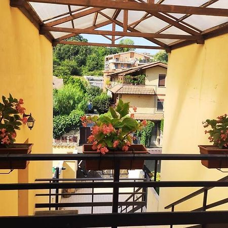 Large House 3 Floors City 'N Sea Vitinia Εξωτερικό φωτογραφία
